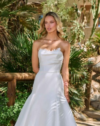 Calla Blanche Lazara #2 thumbnail